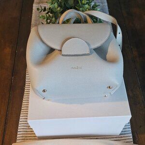 Numéro Un Nano Edition Textured Chalk